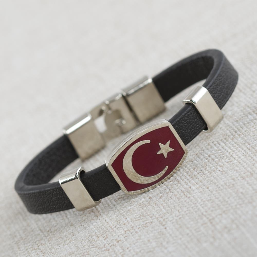 Türk Bayraklı Erkek Kol Saati, Tesbih ve Bileklik Kombini