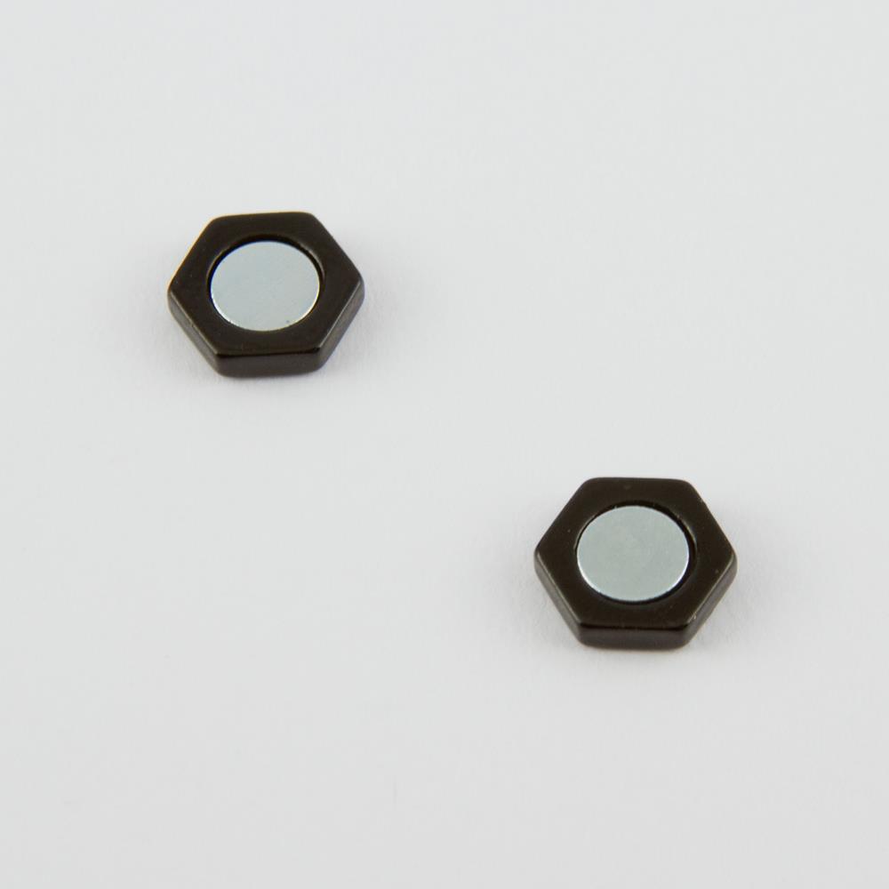 0,8 cm Altıgen Figürlü Mıknatıslı Çelik Küpe
